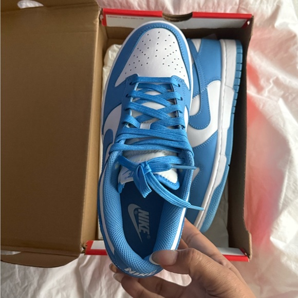 Nike Dunk Low Retro in University Blue and White 8.5 men’s worn once - Picture 6 of 10